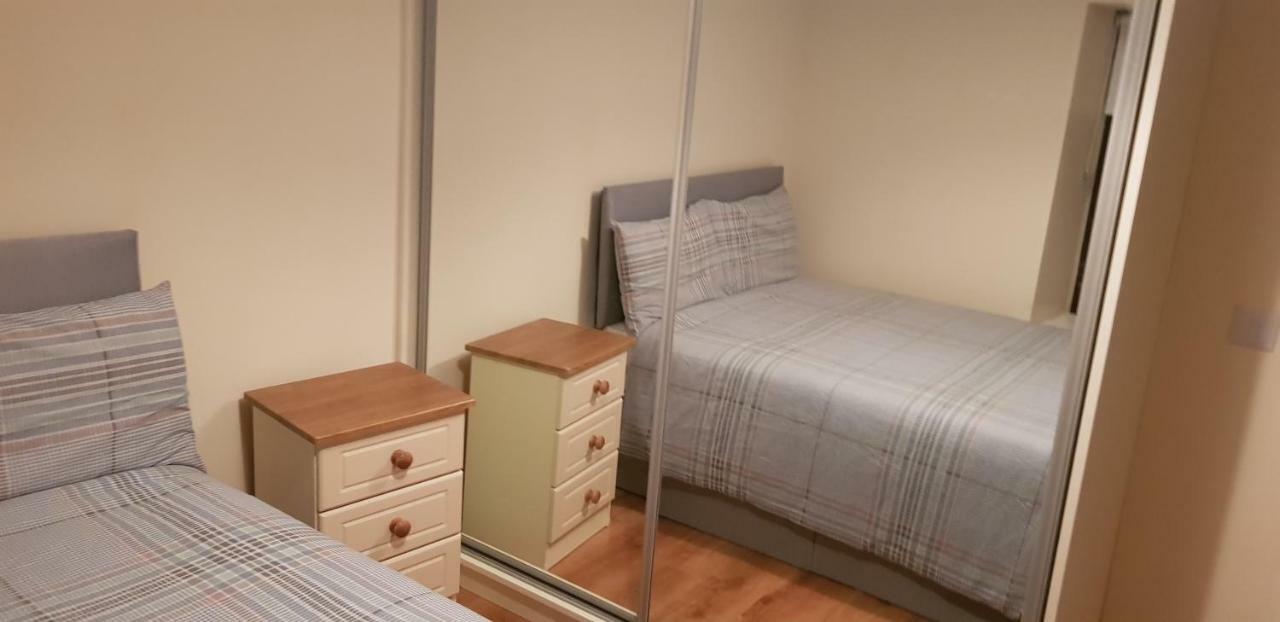 3 Bedroom Newly Furnished Cork City ภายนอก รูปภาพ