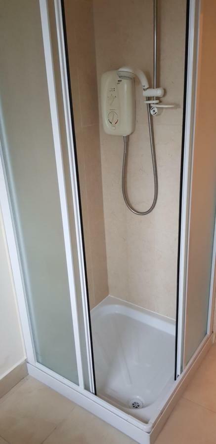 3 Bedroom Newly Furnished Cork City ภายนอก รูปภาพ